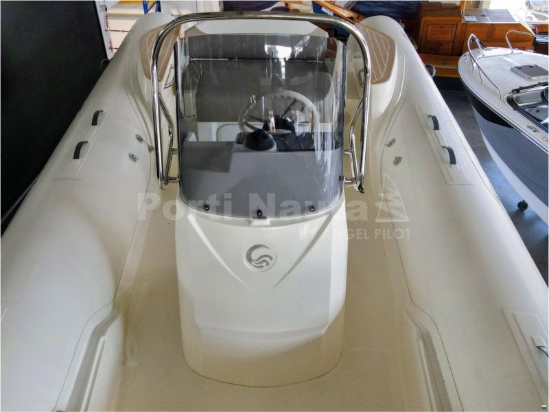 Capelli Tempest 650