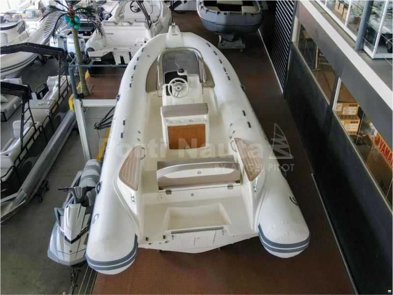 Capelli Tempest 650