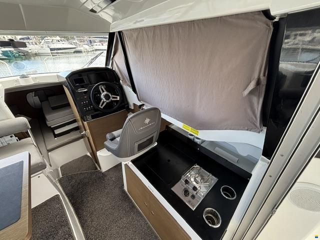 Jeanneau Merry Fisher 795