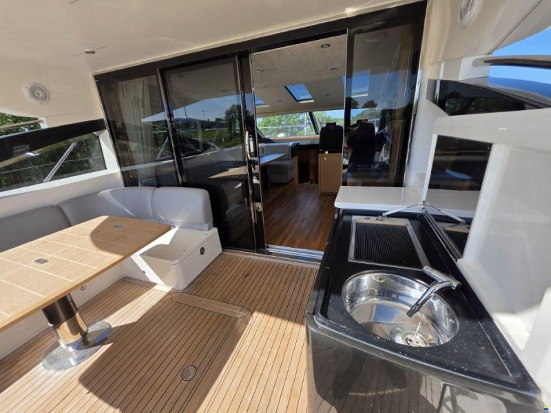 Princess V57