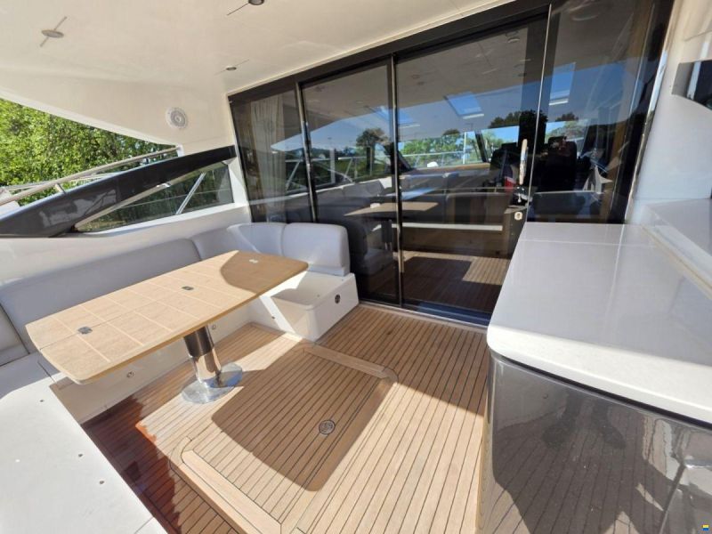 Princess V57