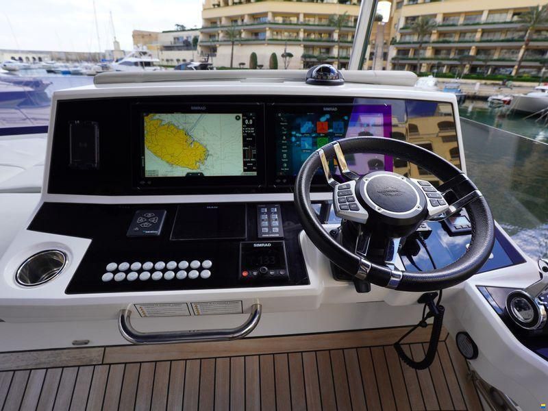 Sunseeker Manhattan 68