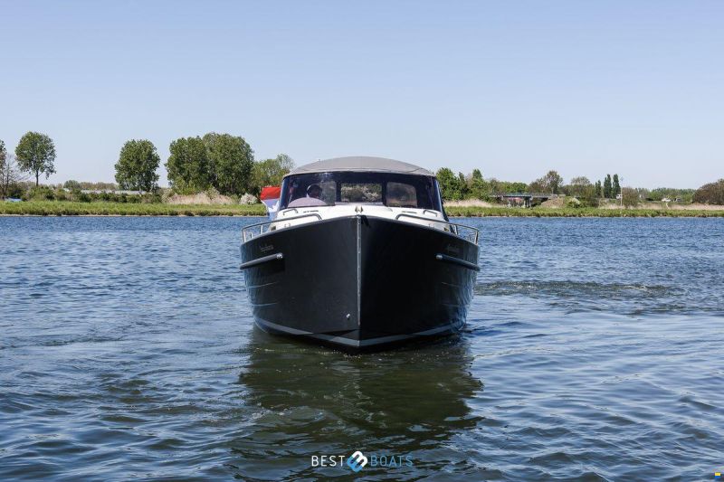Antaris Seventy7 Cabin