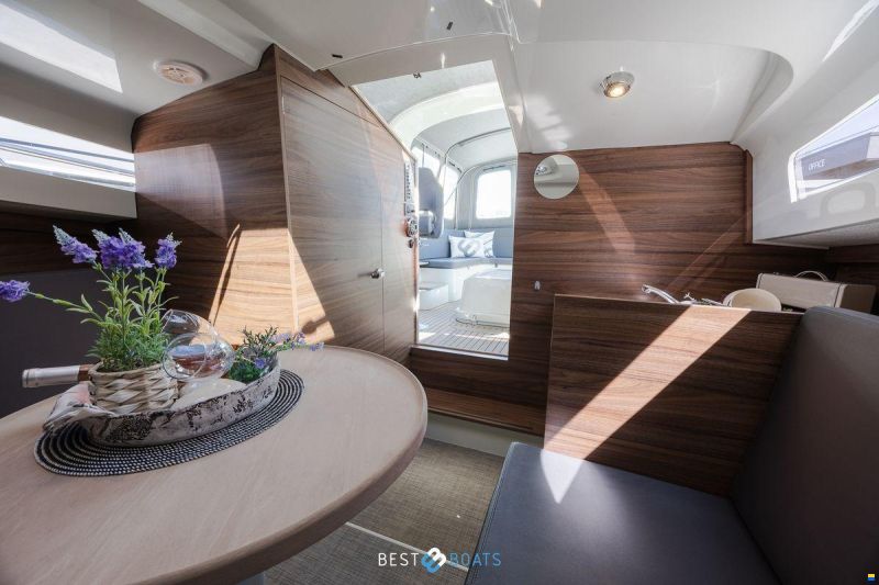 Antaris Seventy7 Cabin