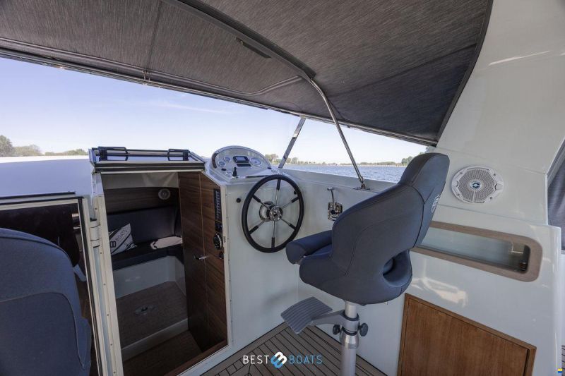 Antaris Seventy7 Cabin