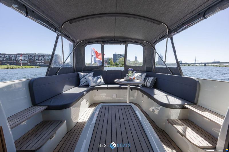 Antaris Seventy7 Cabin