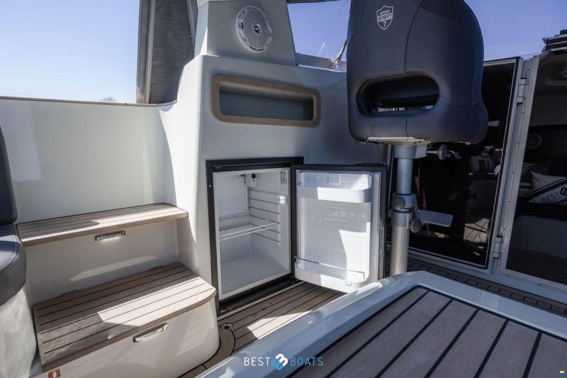Antaris Seventy7 Cabin