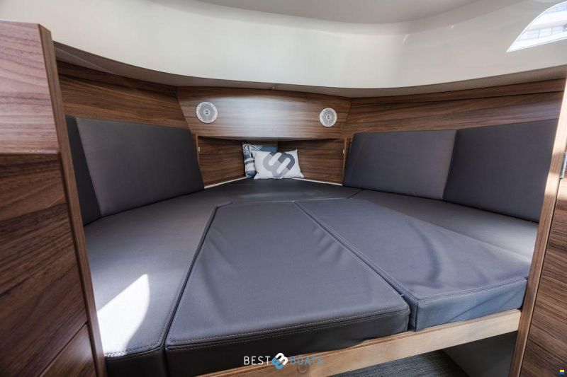 Antaris Seventy7 Cabin