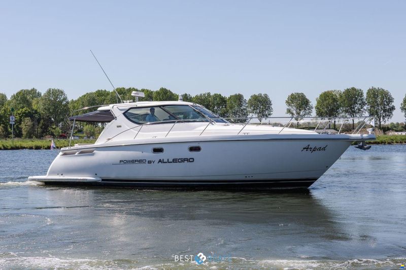 Tiara 4300 Sovran