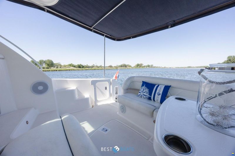 Tiara 4300 Sovran