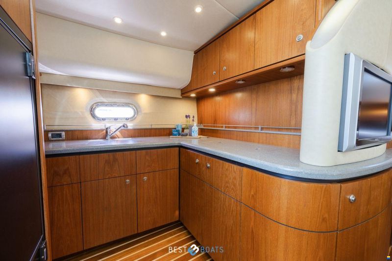 Tiara 4300 Sovran