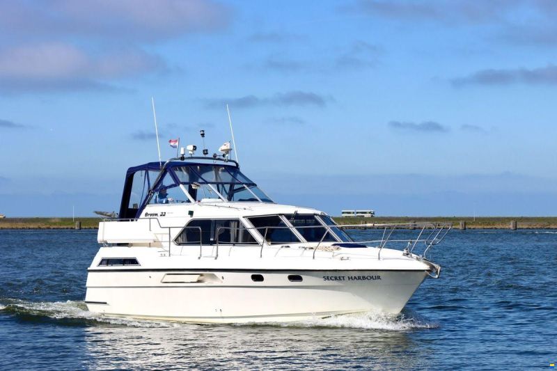 Broom 33