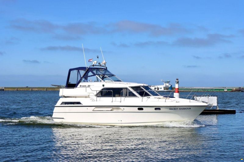 Broom 33