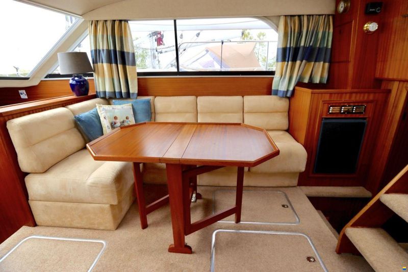 Broom 33
