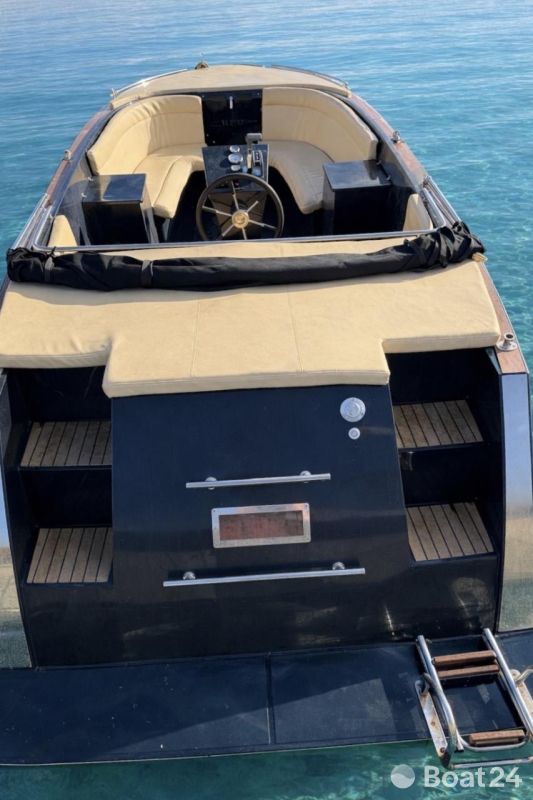 Maxima 730