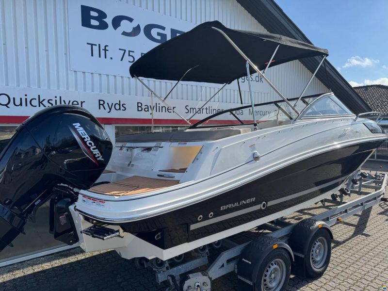 Bayliner VR5 Cuddy med F150 Mercury-EFI