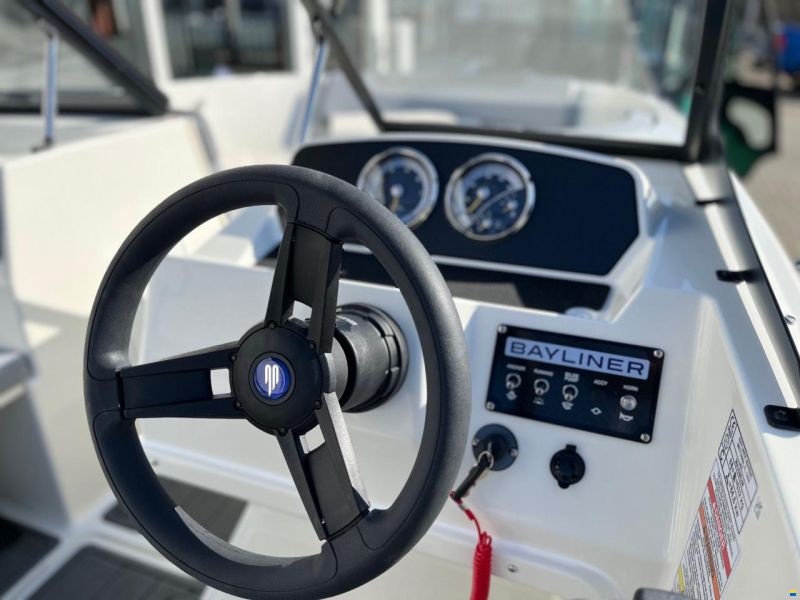 Bayliner M19 med 115 hk Mercury-EFI XL C