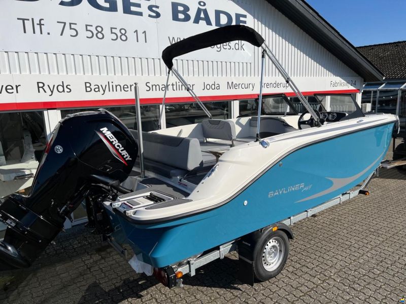 Bayliner M19 med 115 hk Mercury-EFI XL C