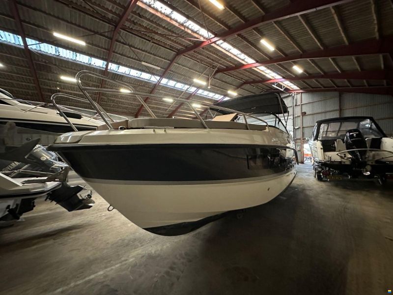 Quicksilver 805 Cruiser