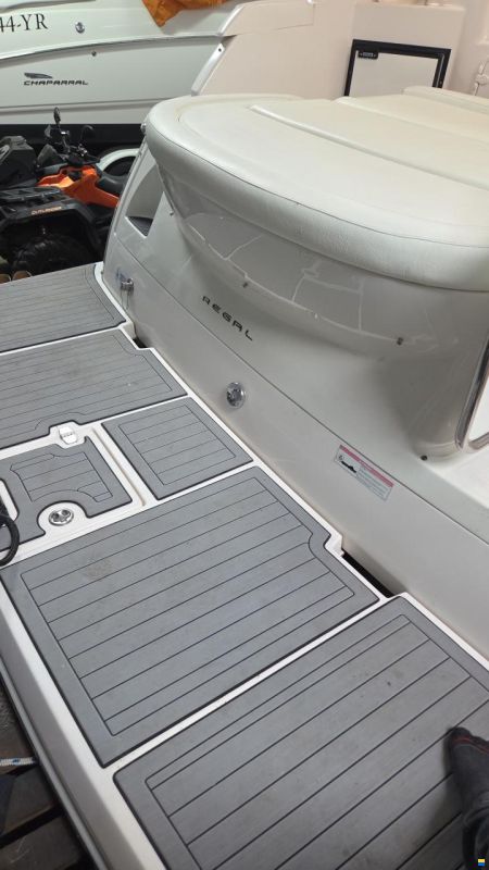 Regal Cruiser 3060