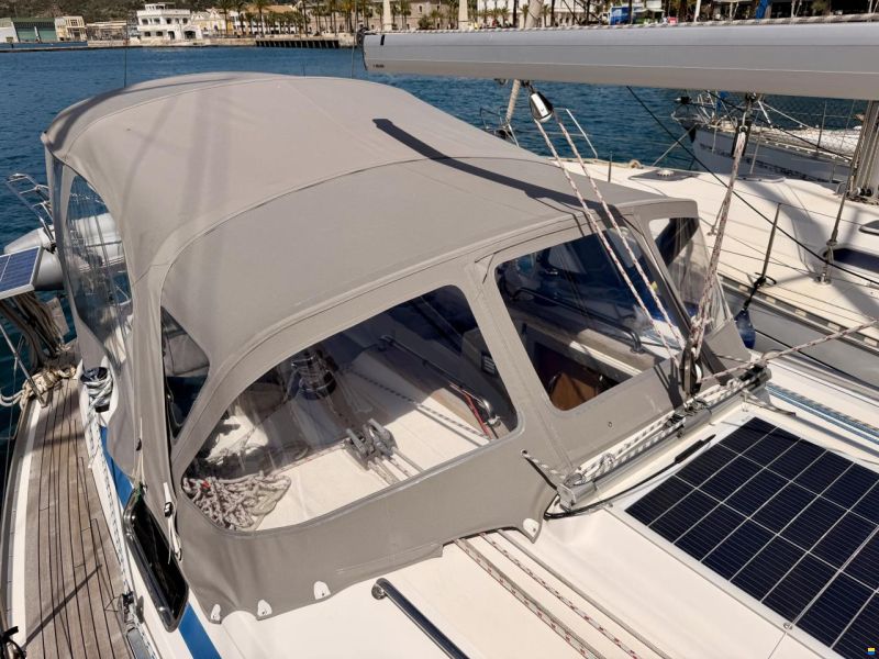 Bavaria 37