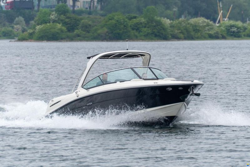 Sea Ray 270 slx