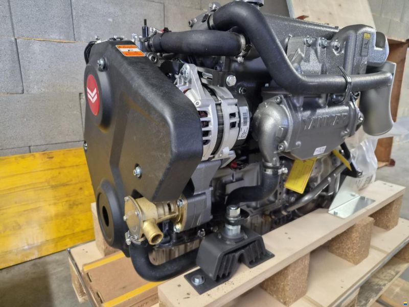 Yanmar 4JH80-C &ndash; 80 HP + Saildrive SD60