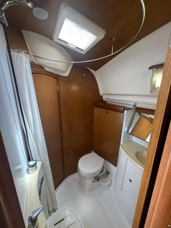 Jeanneau Sun Odyssey 42 DS