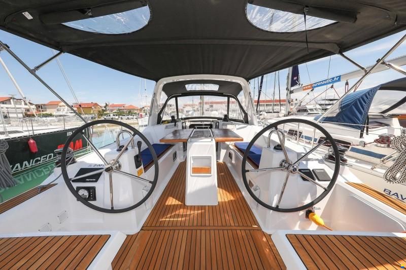 Beneteau Oceanis 35.1