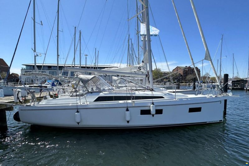 Beneteau Oceanis 34.1