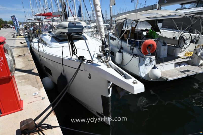 Beneteau Oceanis 46.1