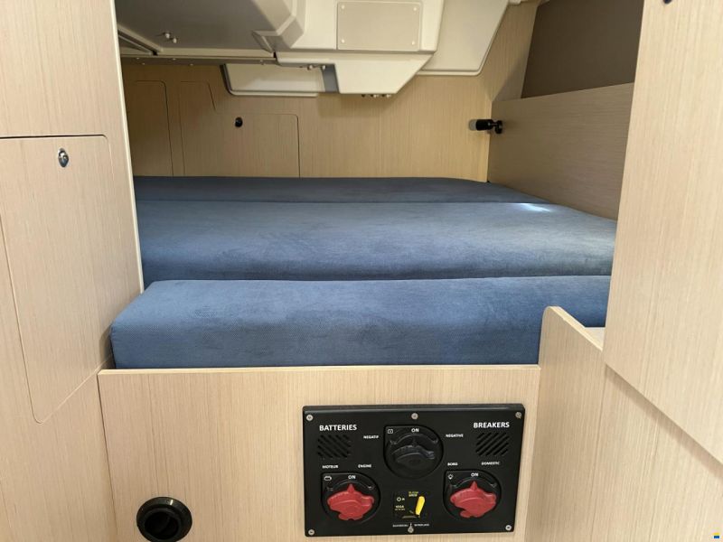Beneteau Oceanis 35.1