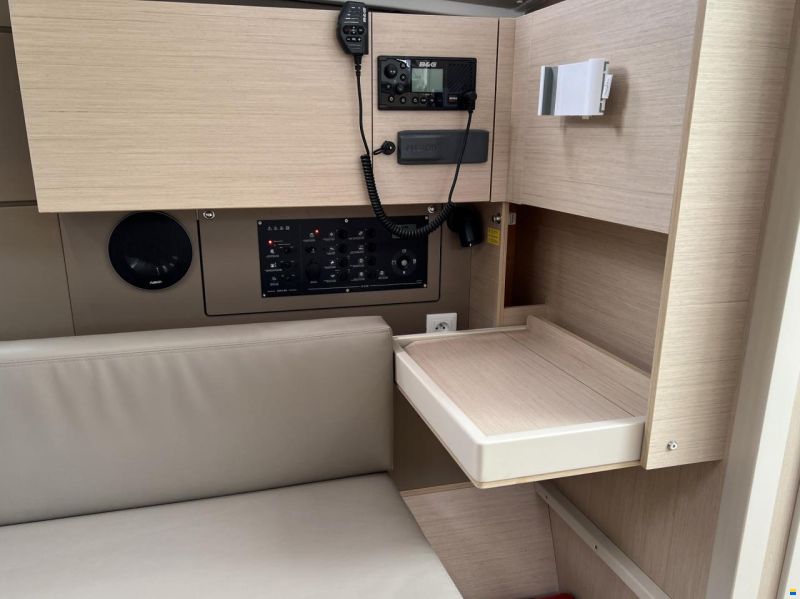Beneteau Oceanis 35.1
