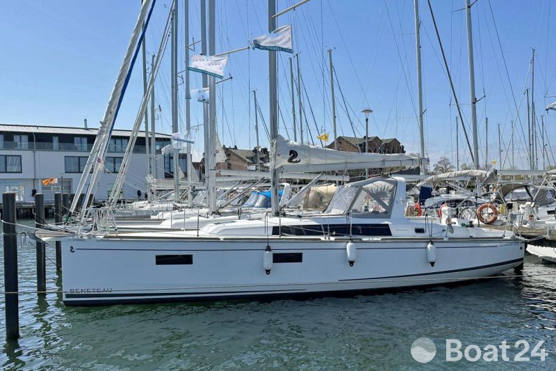 Beneteau Oceanis 38.1