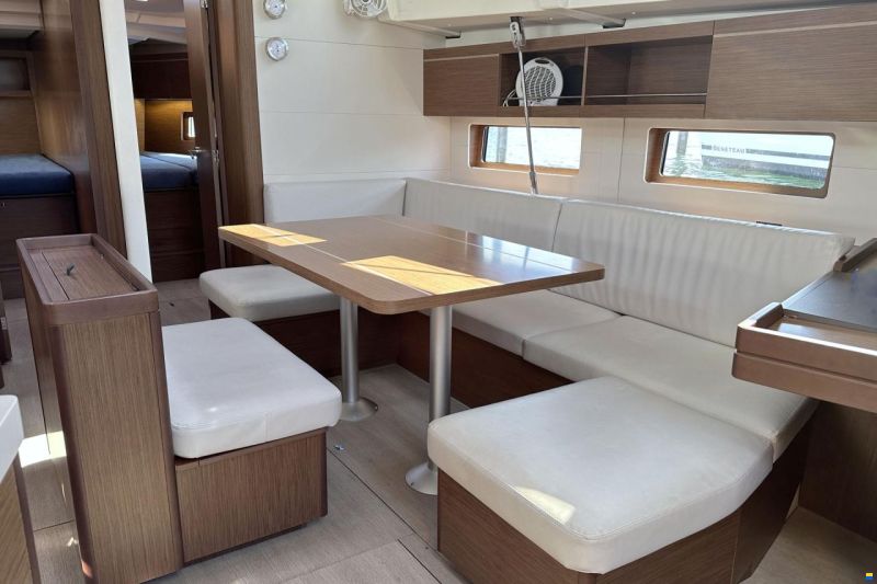 Beneteau Oceanis 46.1
