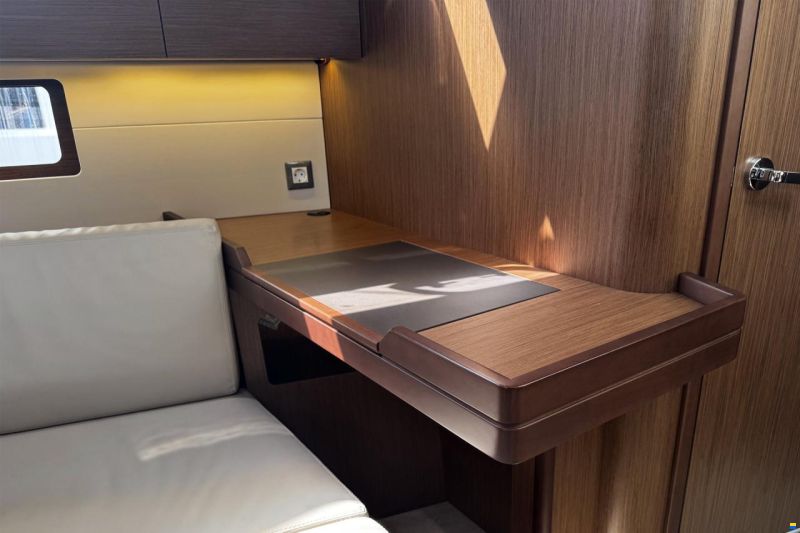 Beneteau Oceanis 46.1