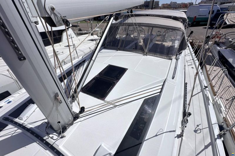 Beneteau Oceanis 51.1