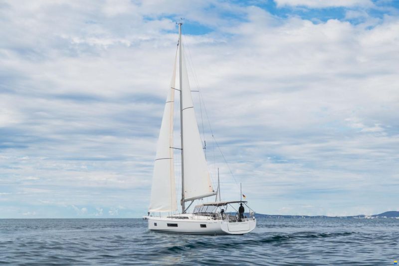 Beneteau Oceanis 51.1