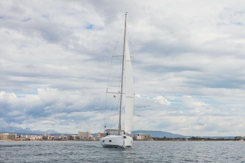 Beneteau Oceanis 51.1