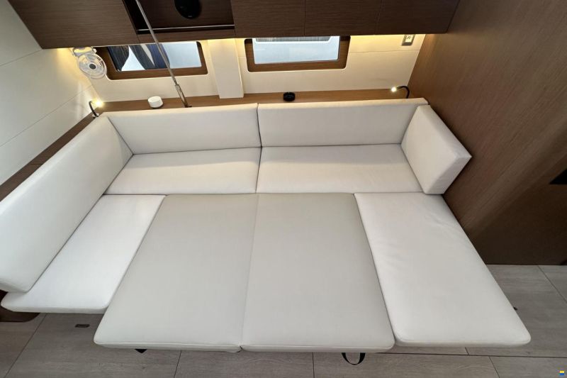 Beneteau Oceanis 51.1