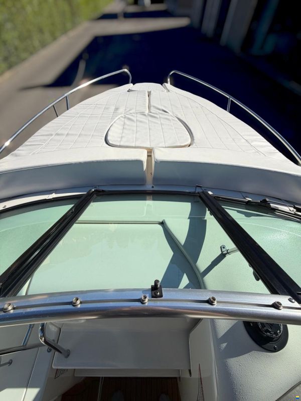 Sea Ray 240 SSE
