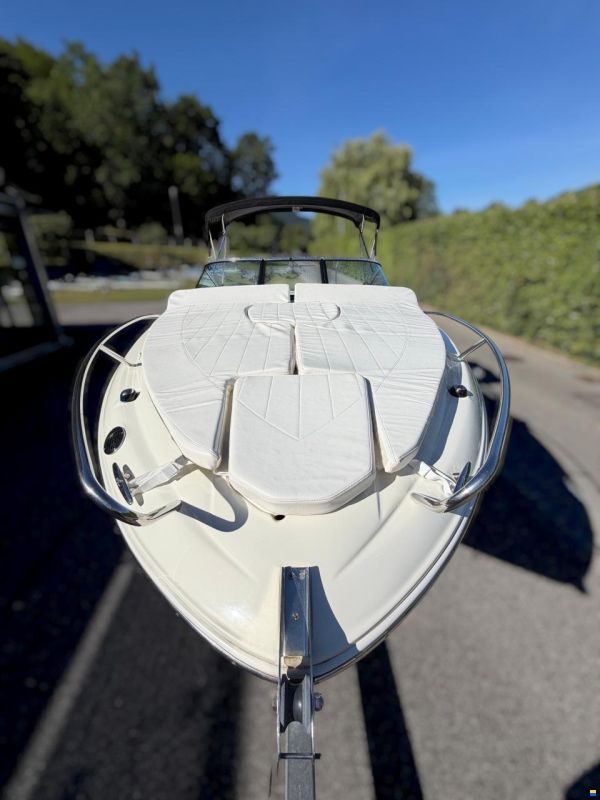 Sea Ray 240 SSE
