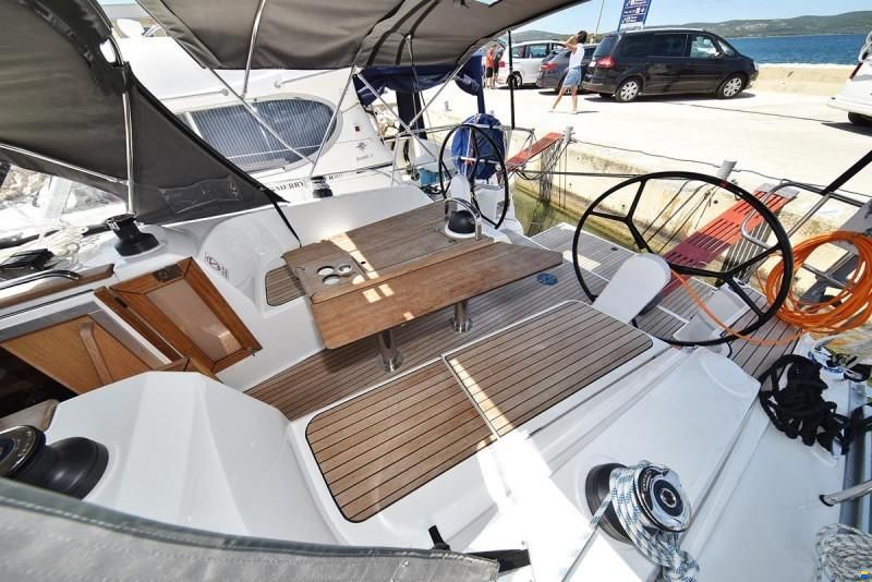 Bavaria 37 Cruiser