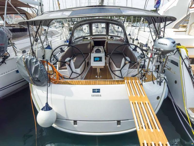 Bavaria Cruiser 37