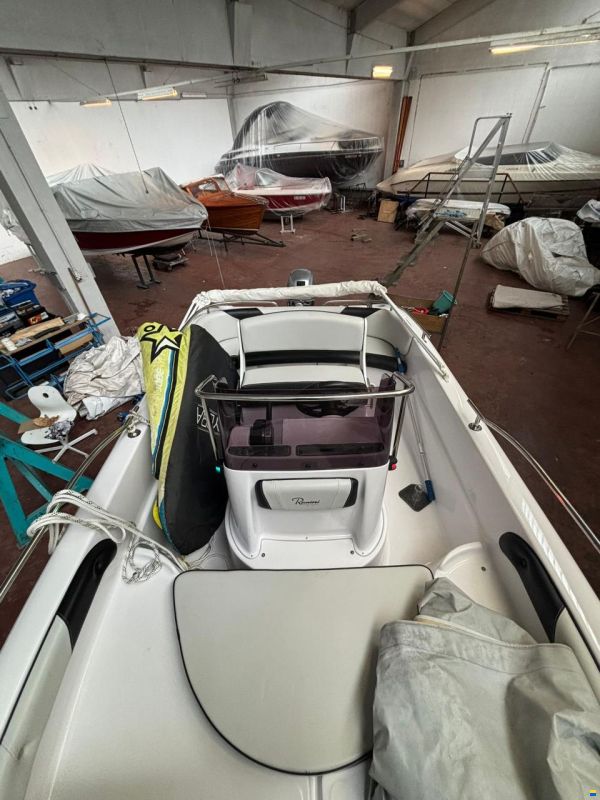 Ranieri Voyager 17