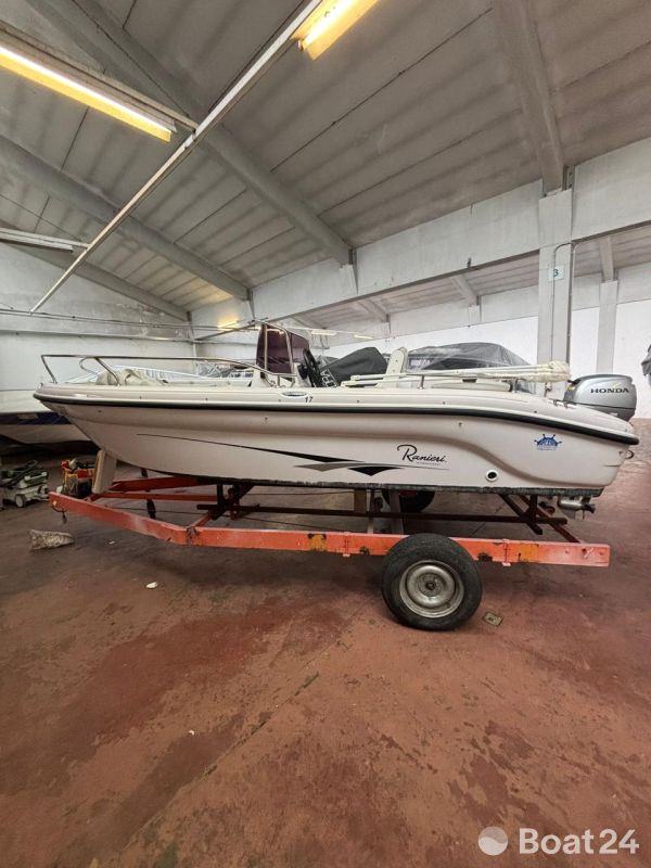 Ranieri Voyager 17