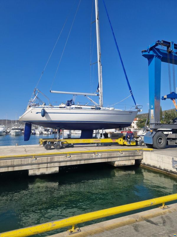 Bavaria 40