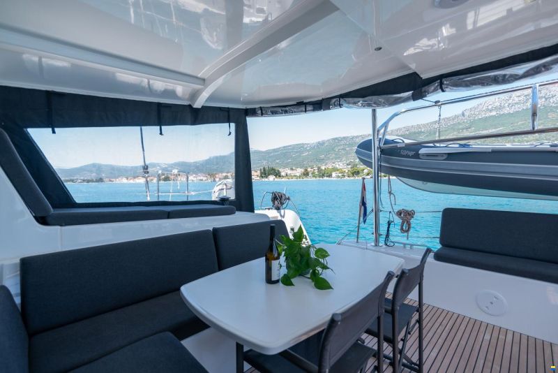 Lagoon 42 Owner Version FULL OPTION