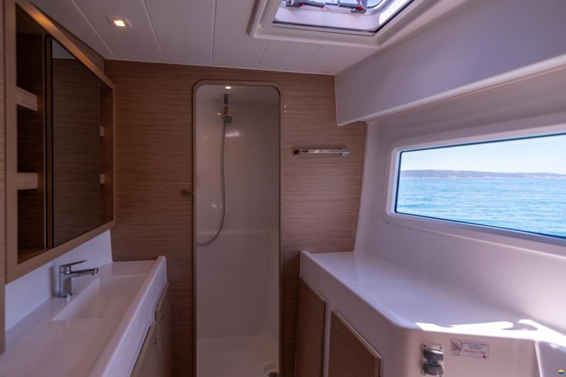 Lagoon 42 Owner Version FULL OPTION