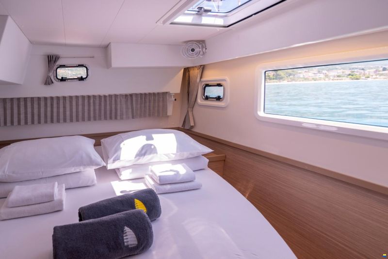 Lagoon 42 Owner Version FULL OPTION